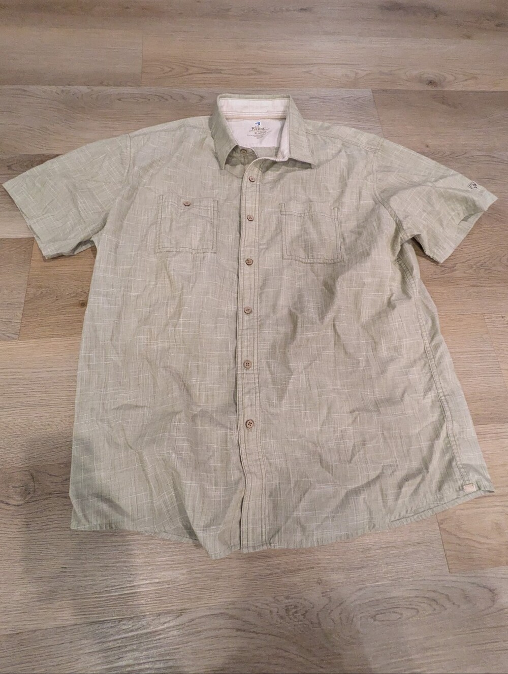 Kuhl Size XL Short Sleeve Button Up